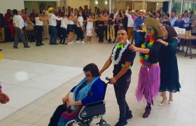 Os animadores Crazy Day são alegres, dinâmicos e... imprevisíveis!!!_116